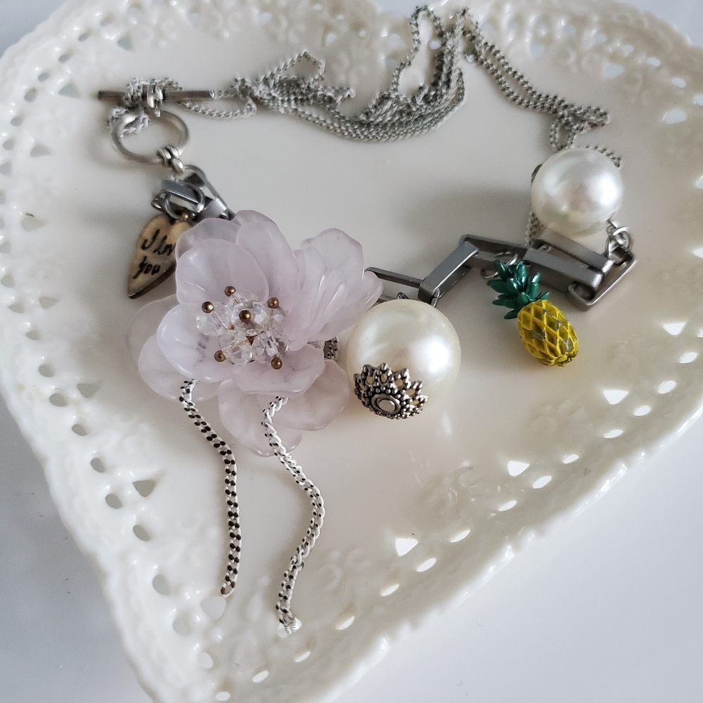 NECKLACE WITH PINEAPPLE 🍍